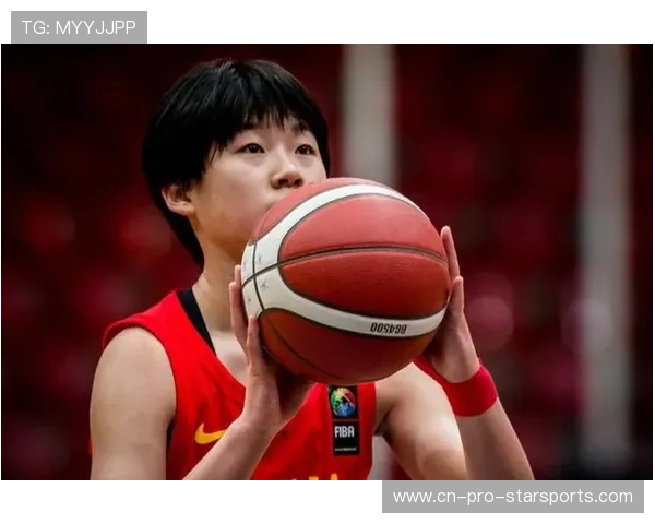 女篮姑娘用奋斗书写荣誉，女篮的拼搏精神